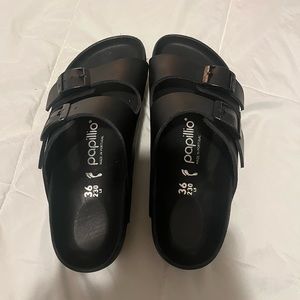 Women’s black platform Birkenstocks size 36